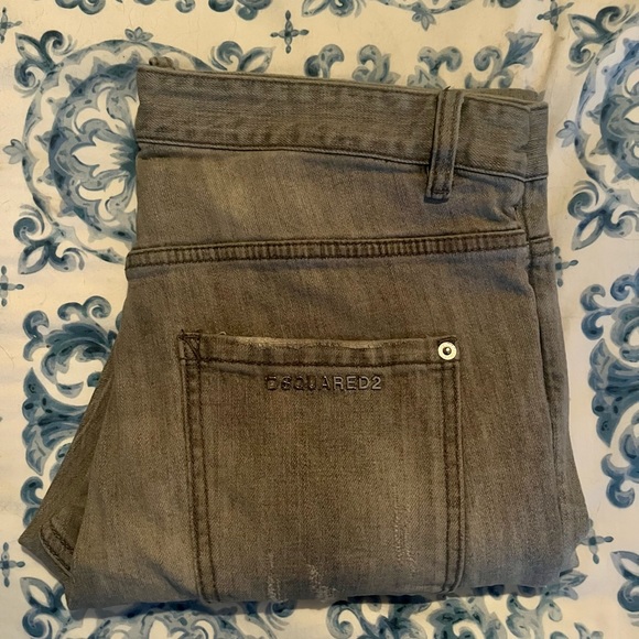 DSquared2 Grey Skinny Jeans - Picture 9 of 9